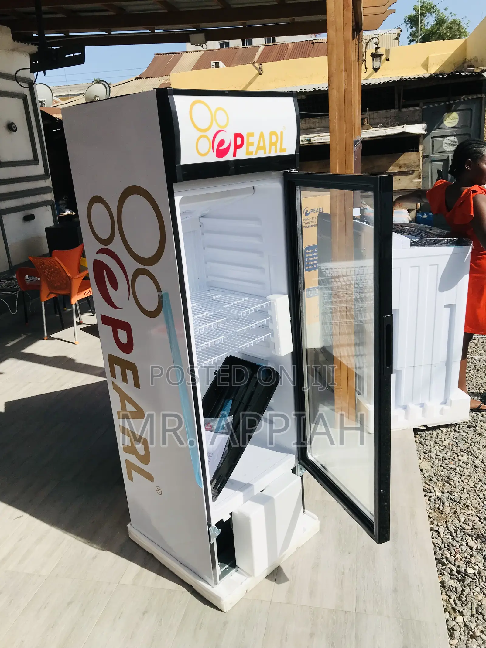 Single Door Pearl PVC 316 Electric Display Refrigerator.