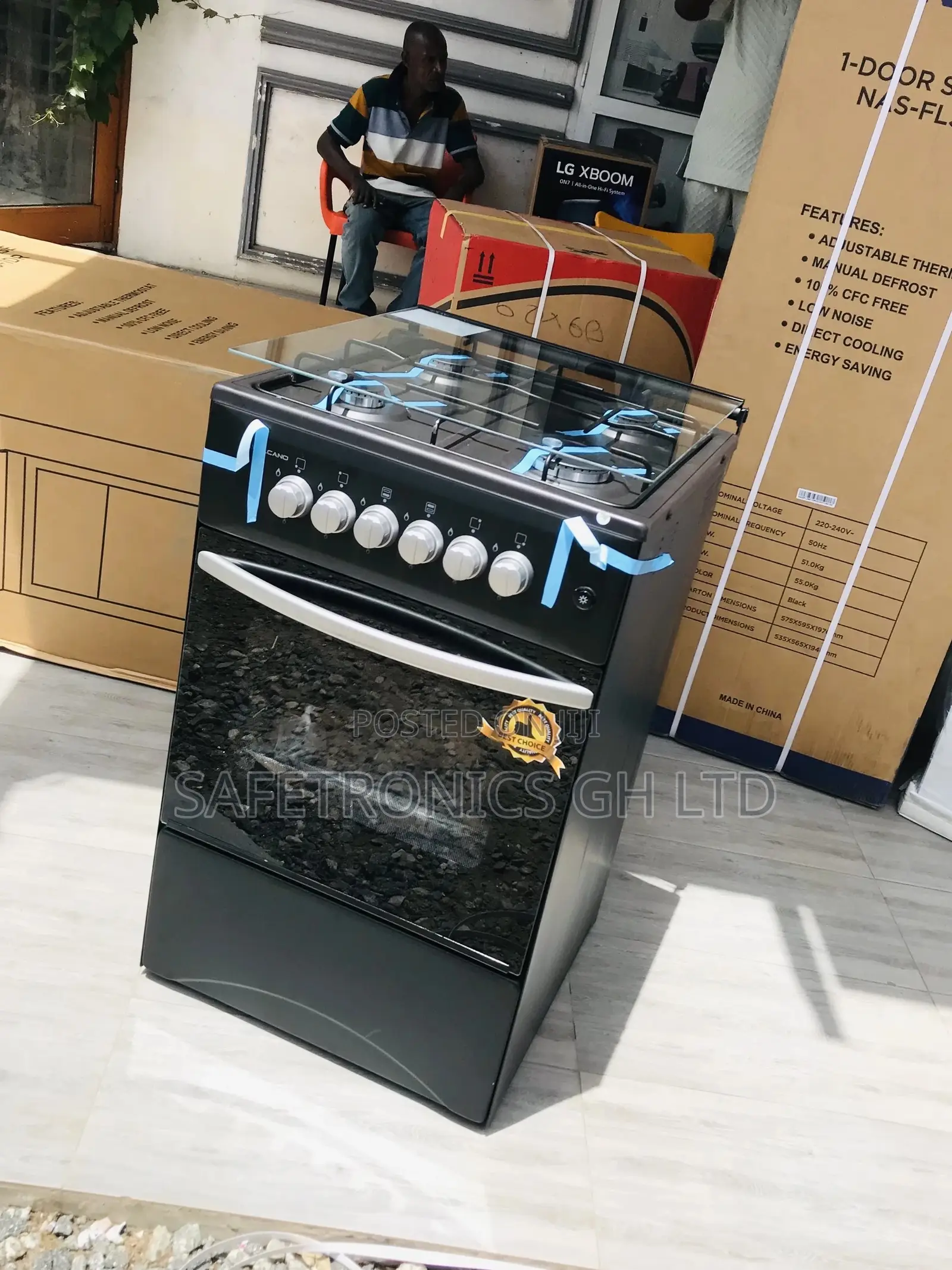Black Volcano Glass Lid Oven With Grill 50x50 4 Gas Cooker