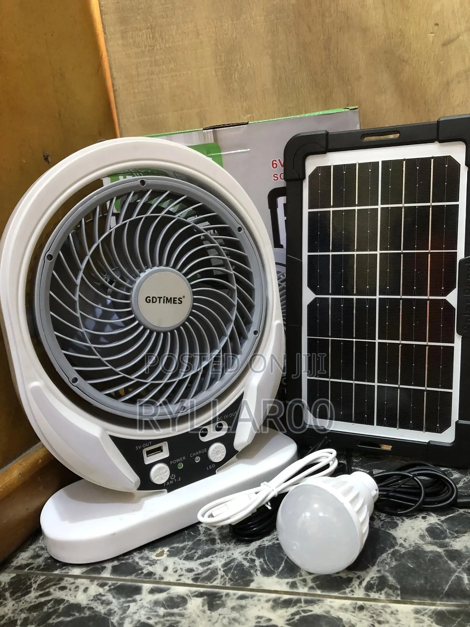 Rechargeable and Solar Desktop Fan