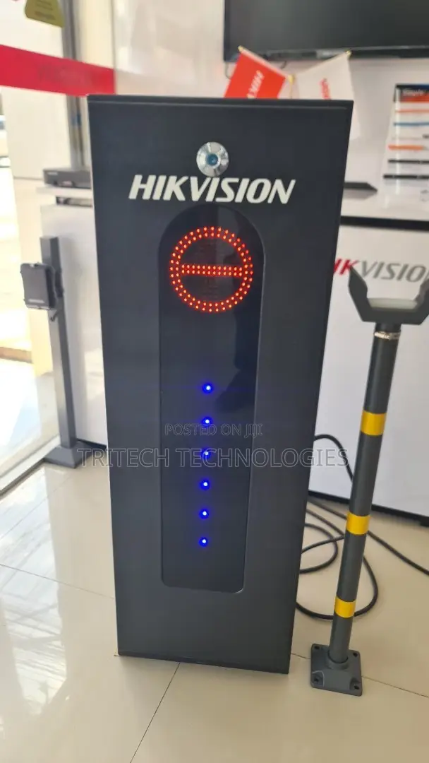 Hikvision Packing Barrier Ds-Tmg4b0-La /Ra [6M Round Pole]