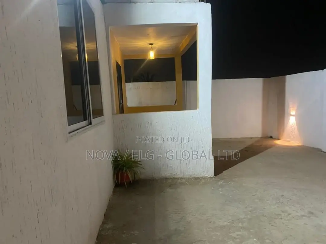 Furnished 1bdrm Apartment in Aplaku Clinic, Accra Metropolitan