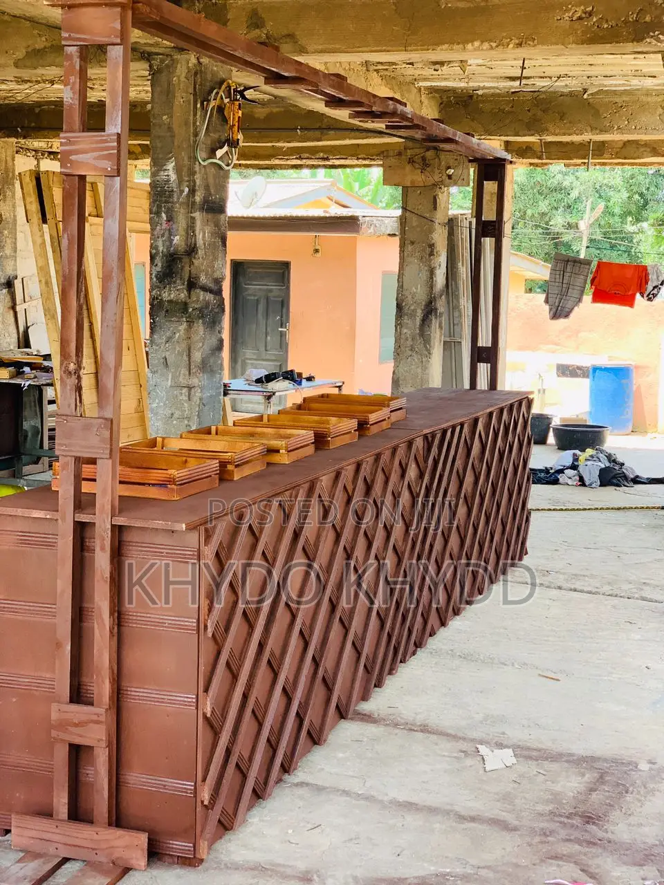 Local Bar Table (Foldable Table)