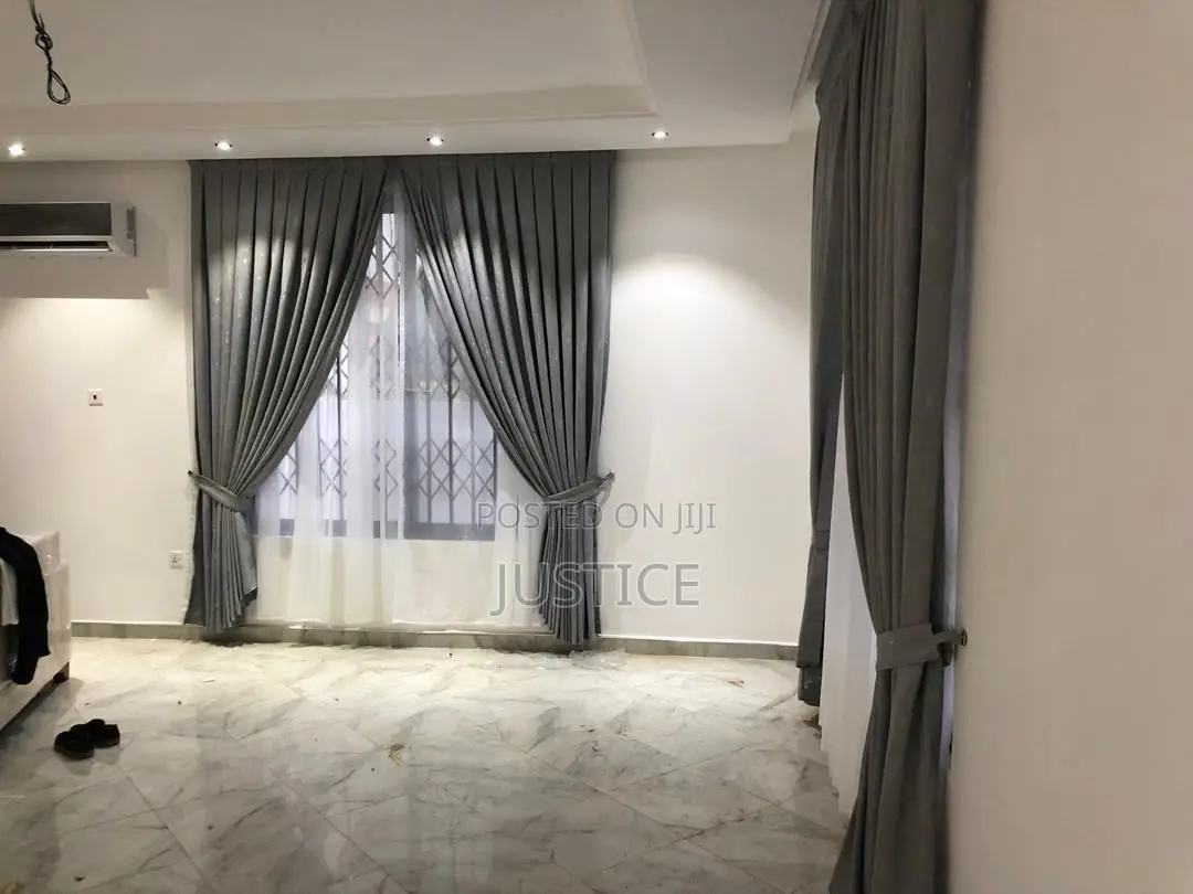 3bdrm Duplex in Ashongman Estate for rent