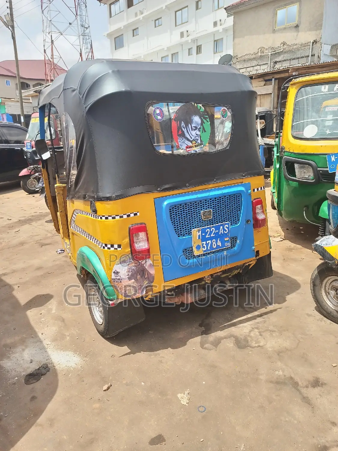 Bajaj RE 2022 Yellow
