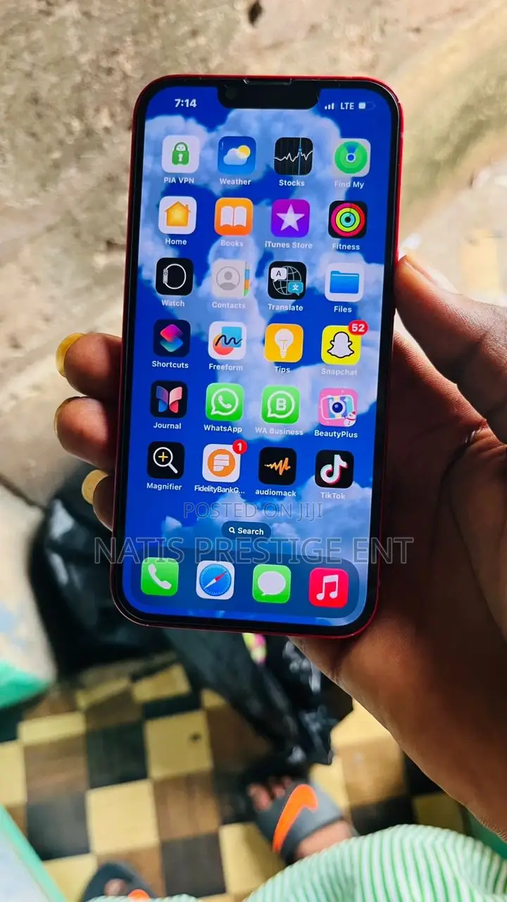 Apple iPhone 12 128 GB Red