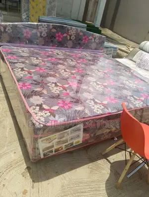 Queen Size Complete Bed