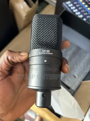 TAKSTAR SM-8B Studio Microphone