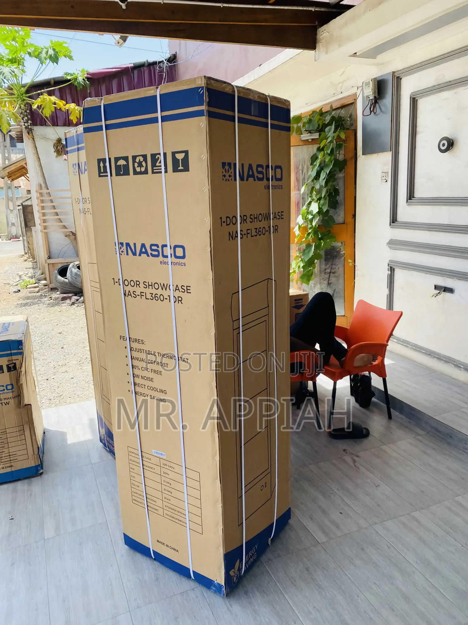 Quality Nasfl400-1dr Nasco 1 Door Display Fridge.