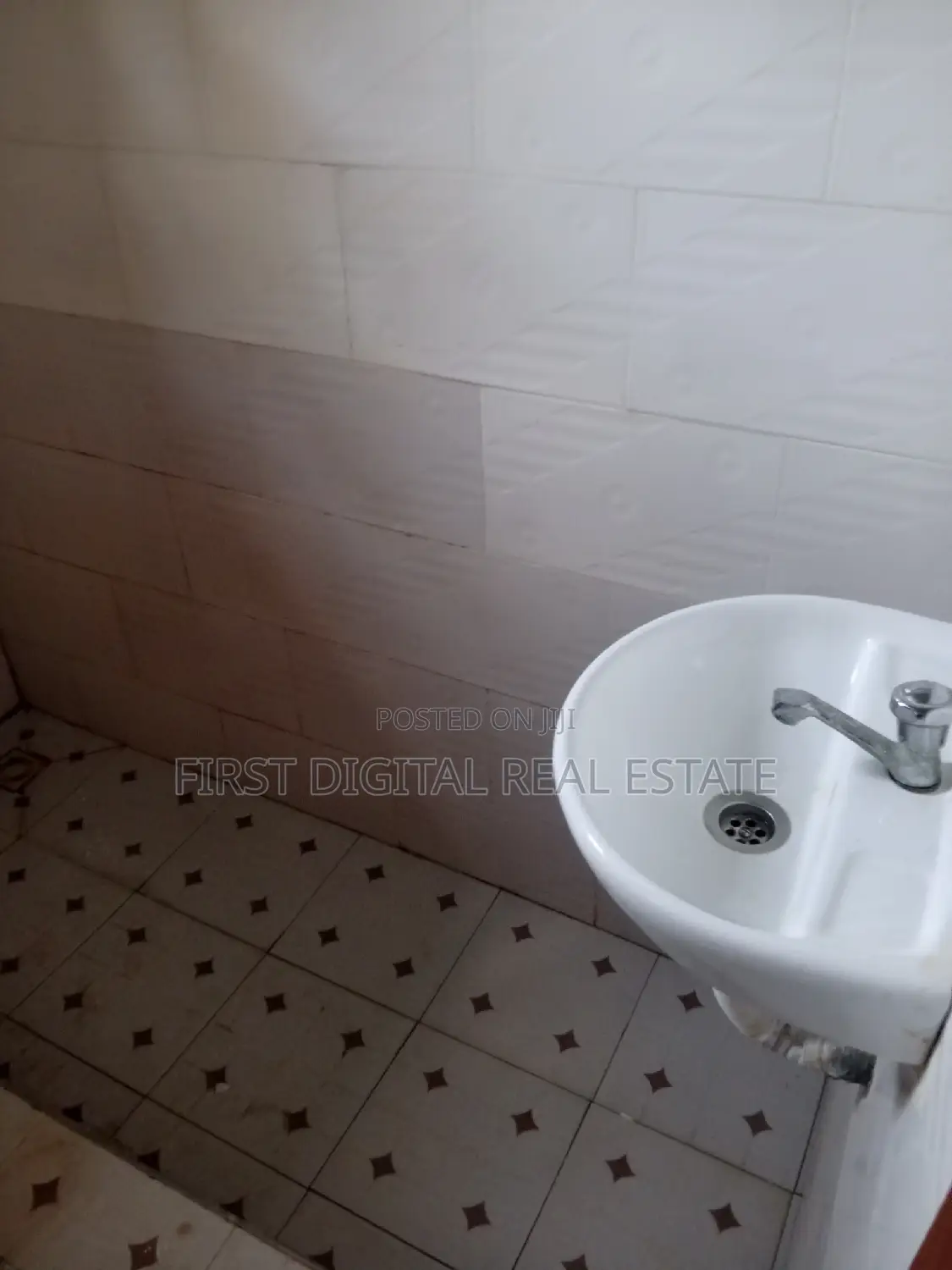 2bdrm House in First Digital Real, Kasoa for rent