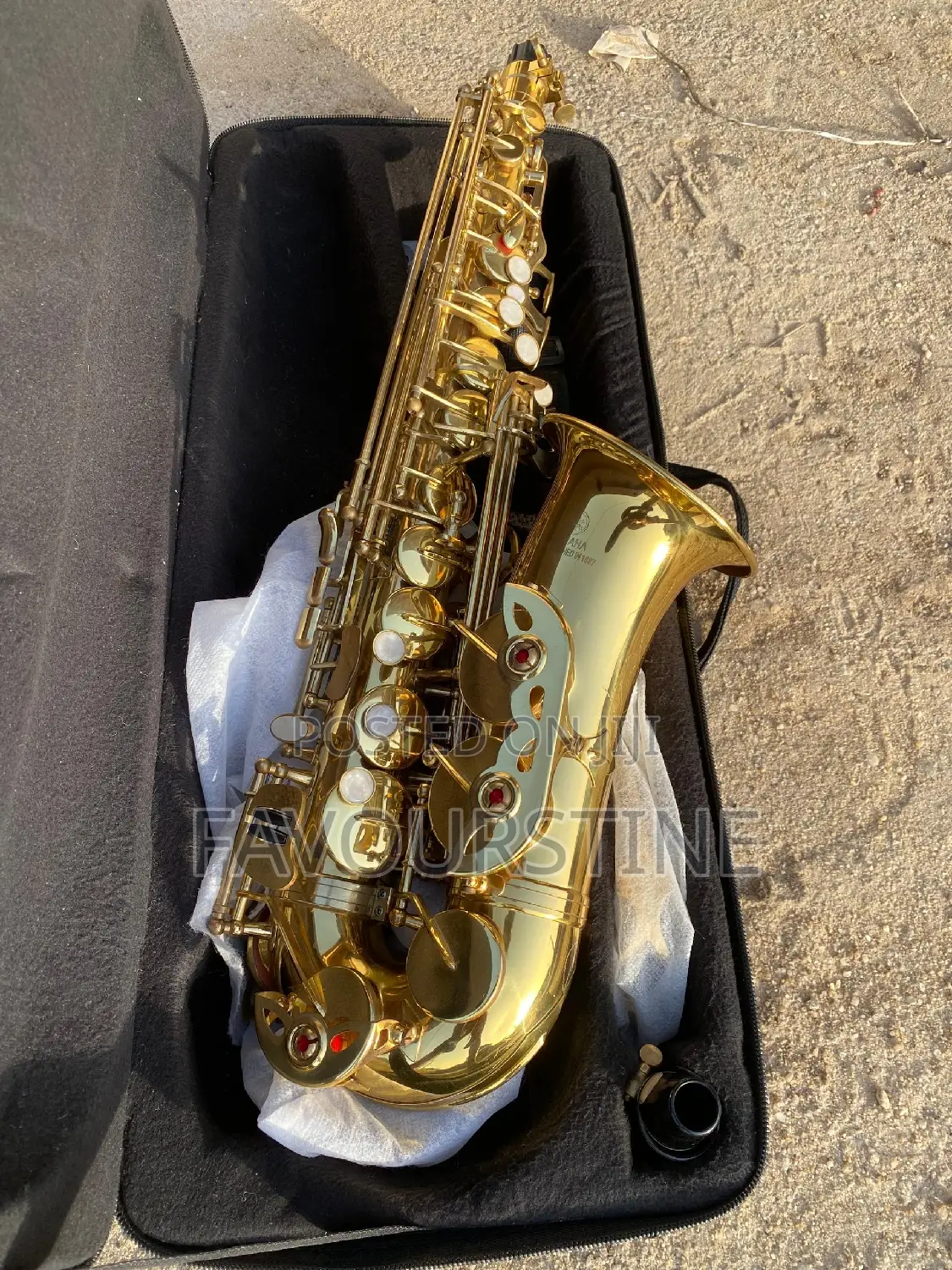 Yamaha Alto Saxophone - Semi New