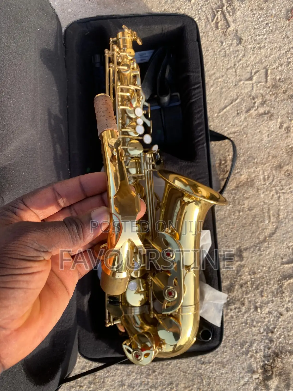 Yamaha Alto Saxophone - Semi New