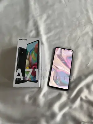 New Samsung Galaxy A71 5G 128 GB Black