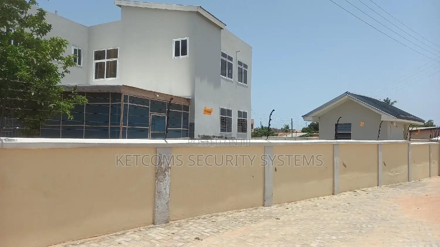 Electric Fence And Razor Fence