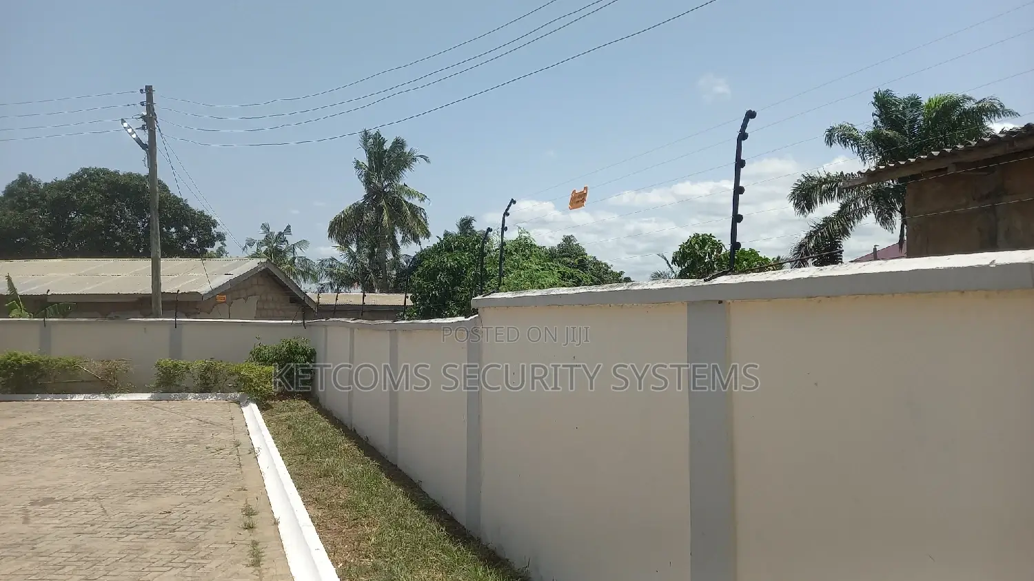 Electric Fence And Razor Fence