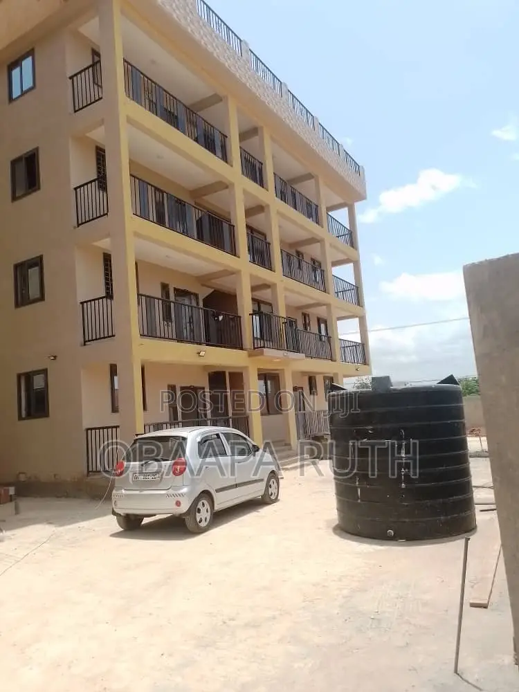 2bdrm Apartment in Adjiriganor for rent