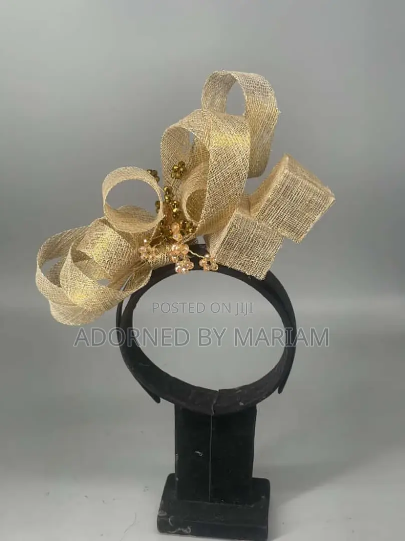Fascinator
