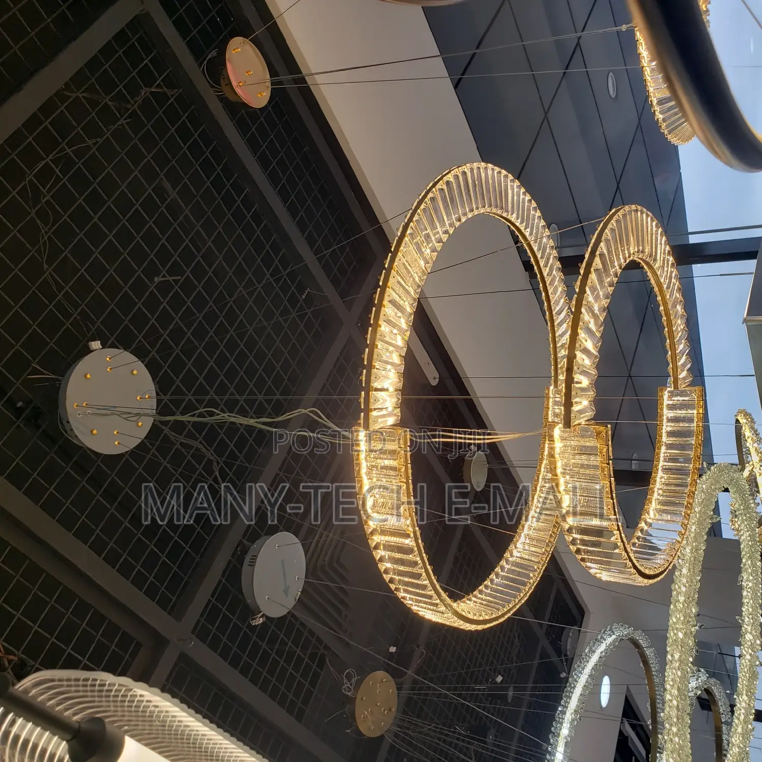 Luxurious Crystal LED Chandelier.