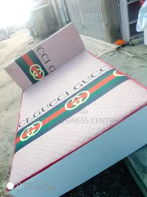 Inbuilt Bed