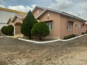4bdrm Mansion in Spintex, Adjiriganor for rent