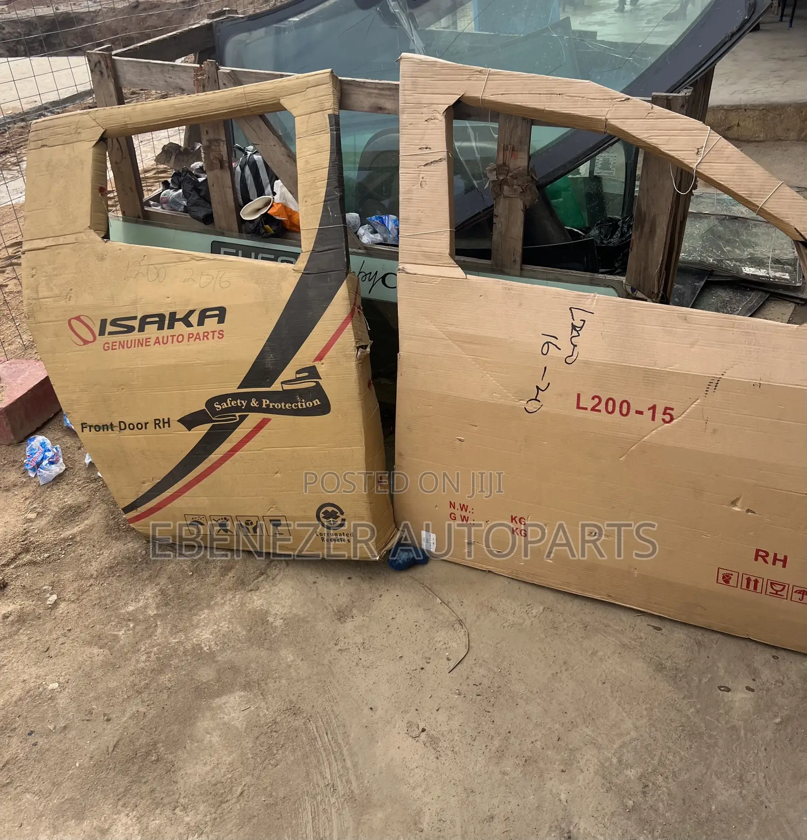 Mitsubishi L200 2016 - 2020 Door