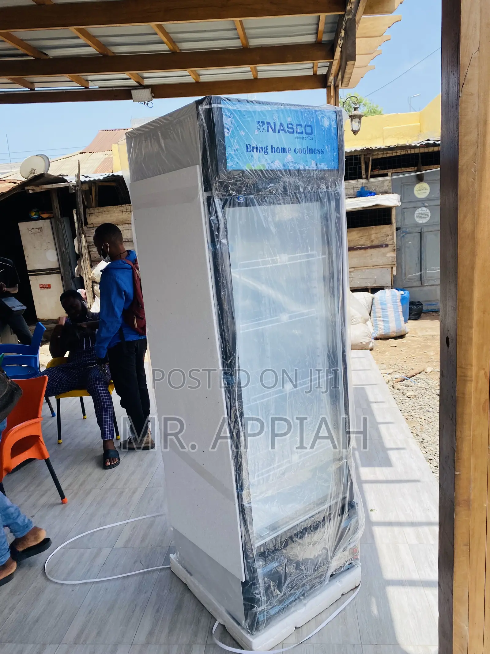 Fast Cooling Nasco Nasfl400-1dr 1 Door Beverage Cooler.