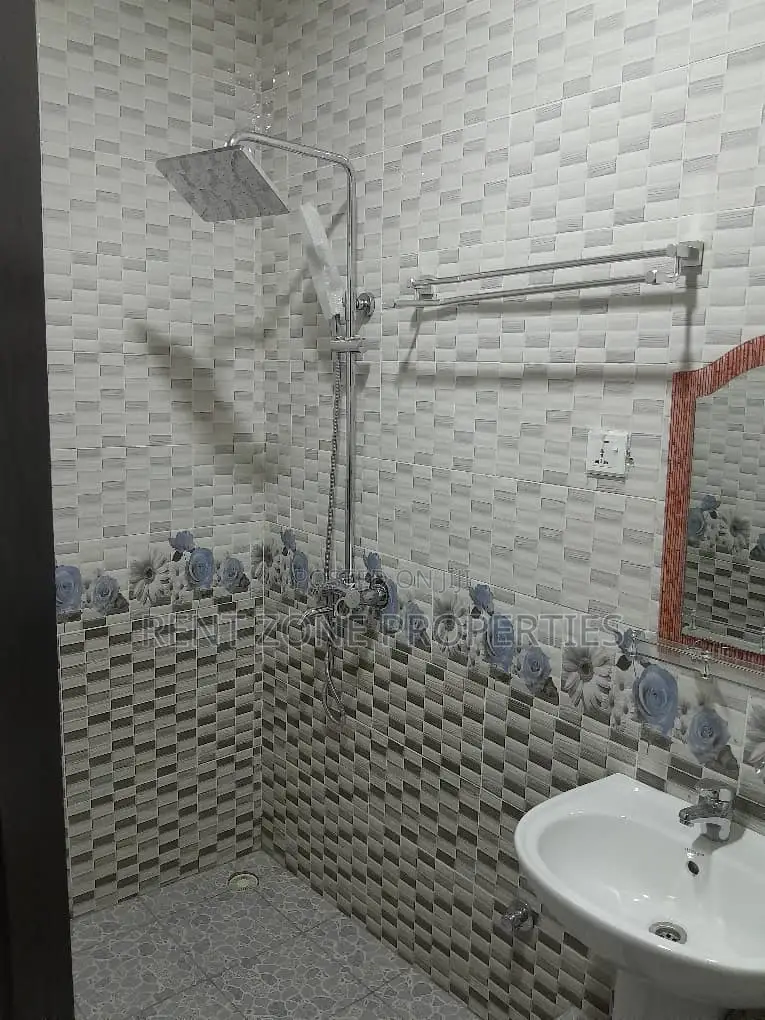 2bdrm Apartment in Ofankor for rent