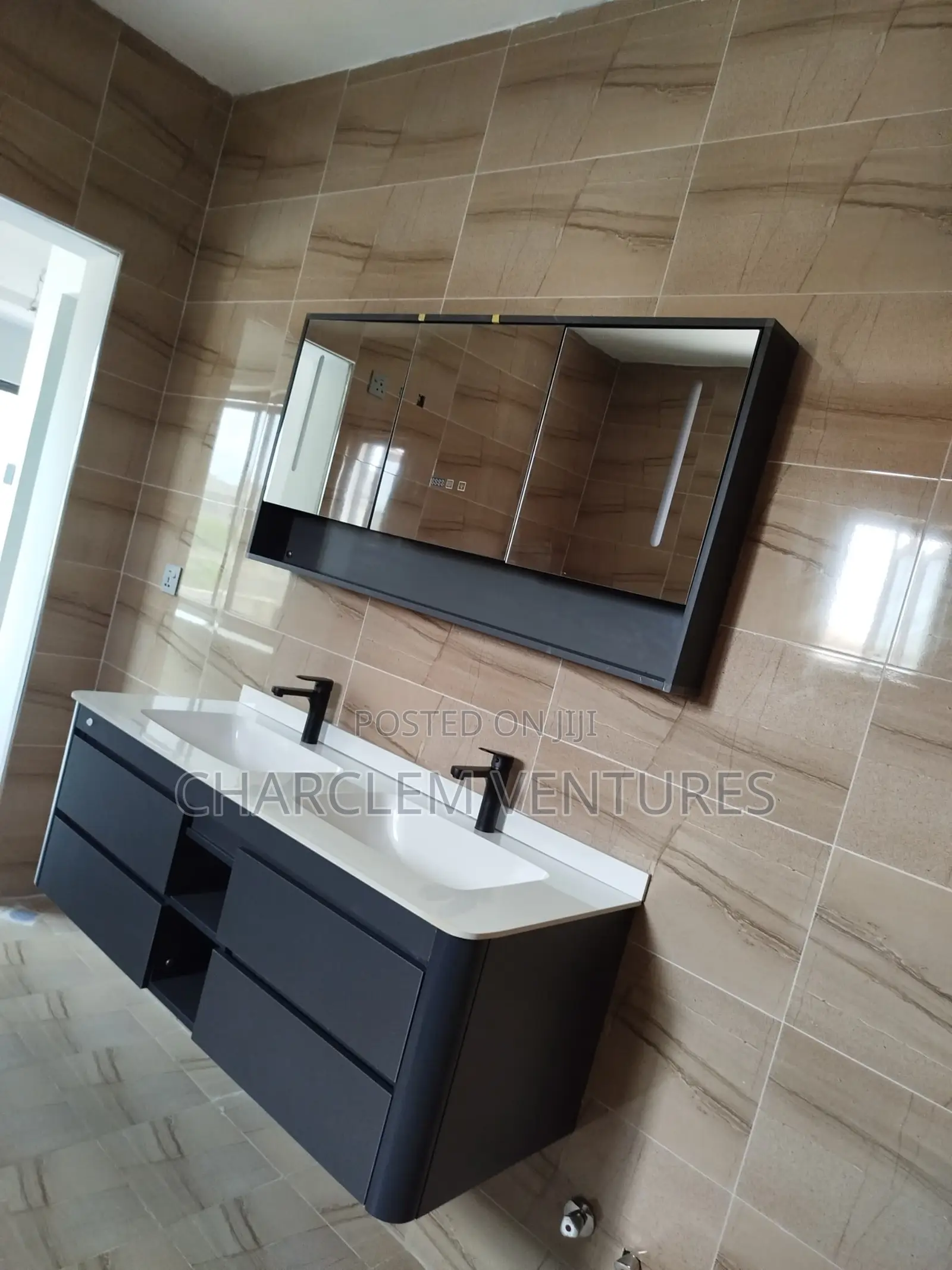 4bdrm House in Charclem Ventures, Adenta for sale