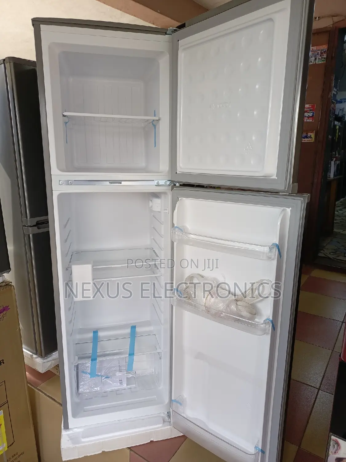 Roch 166ltrs Double Door Fridge.