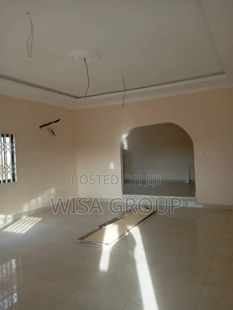 3bdrm House in Accra Metropolitan for sale