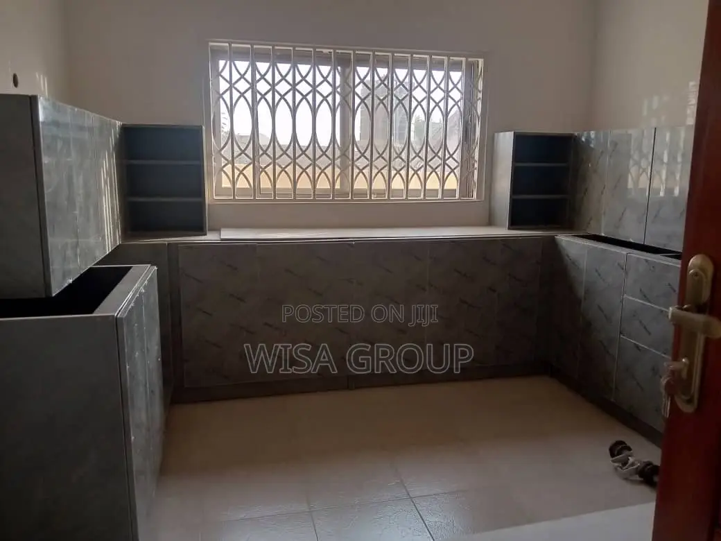 3bdrm House in Accra Metropolitan for sale