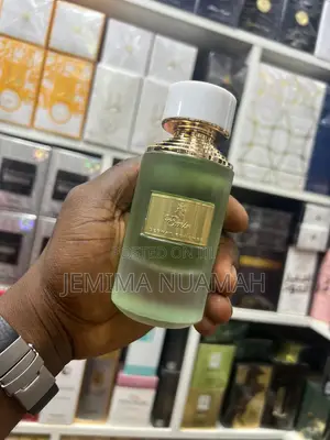 Emir Cedrat Essence Perfume