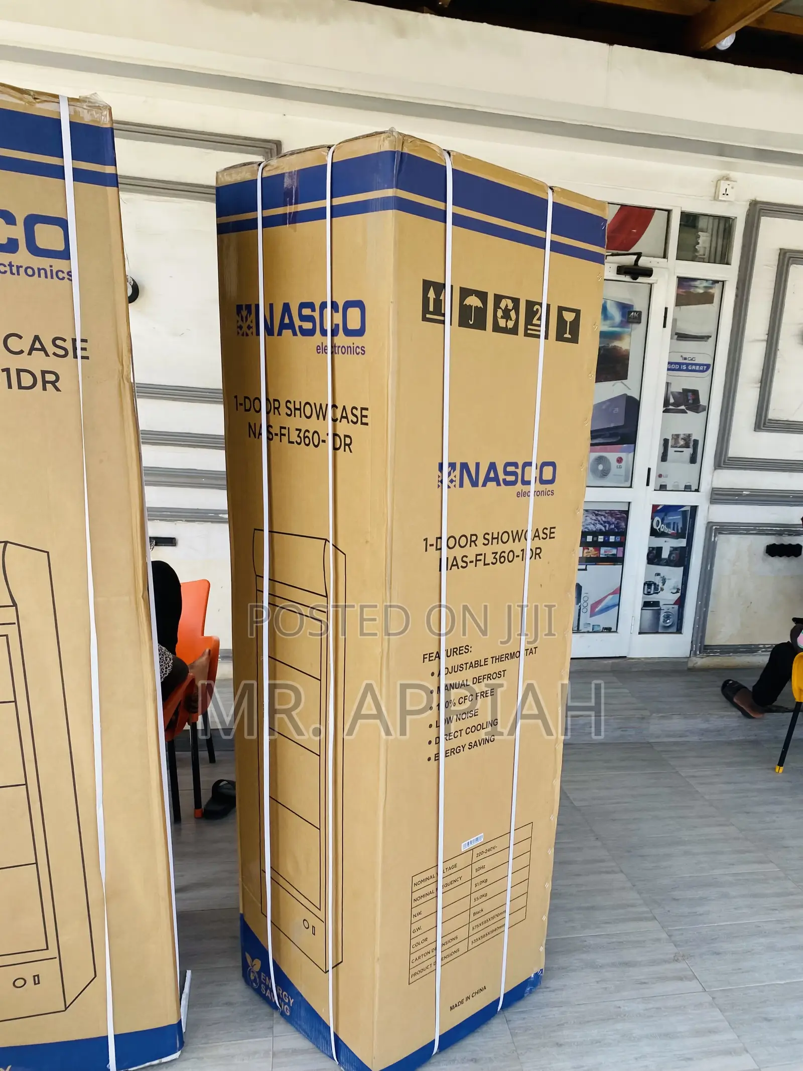 Extremely Chilling Nasco Nasfl360-1dr Display Fridge.