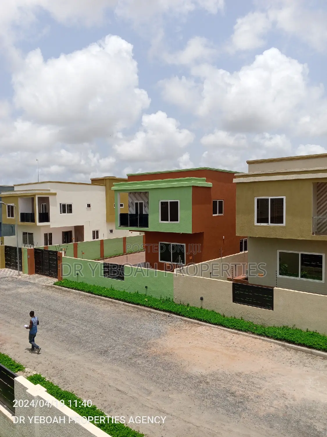 4bdrm Duplex in Spintex Road:- 3 for sale