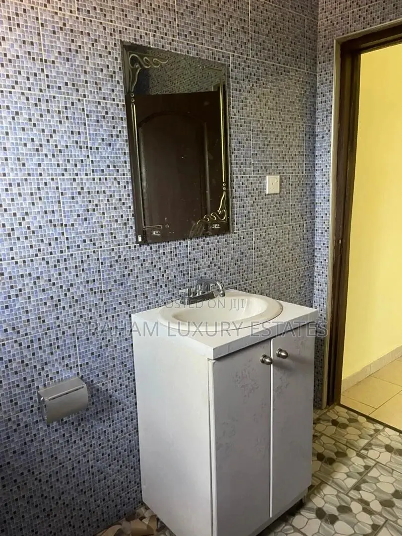 2bdrm Apartment in Collins Dauda, Spintex for rent