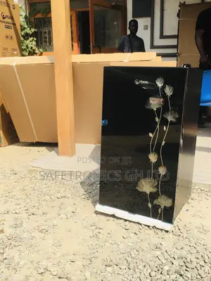 Tofreezer Pearl 82L Black Glass Tabletop Singledoor