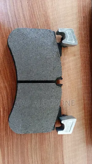 01636. Original Range Rover, Sport Brake Pad From USA