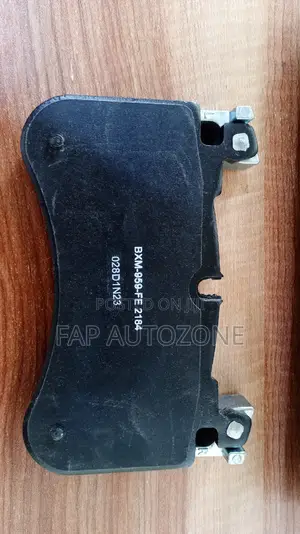 01636. Original Range Rover, Sport Brake Pad From USA