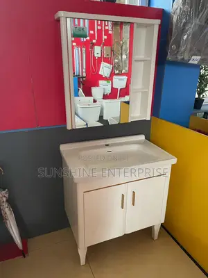 Quality Standing Wash Hand Cabinet