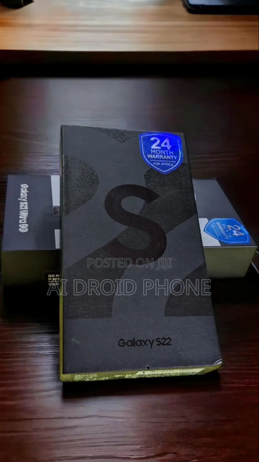 New Samsung Galaxy S22 5G 256 GB Silver