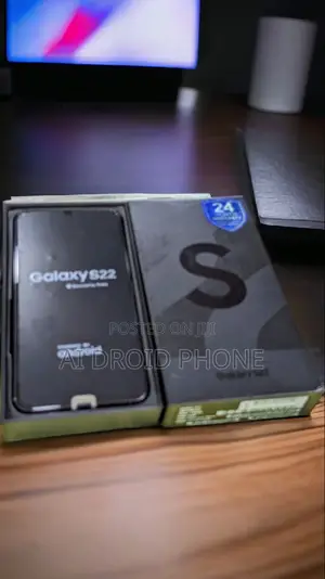 New Samsung Galaxy S22 5G 256 GB