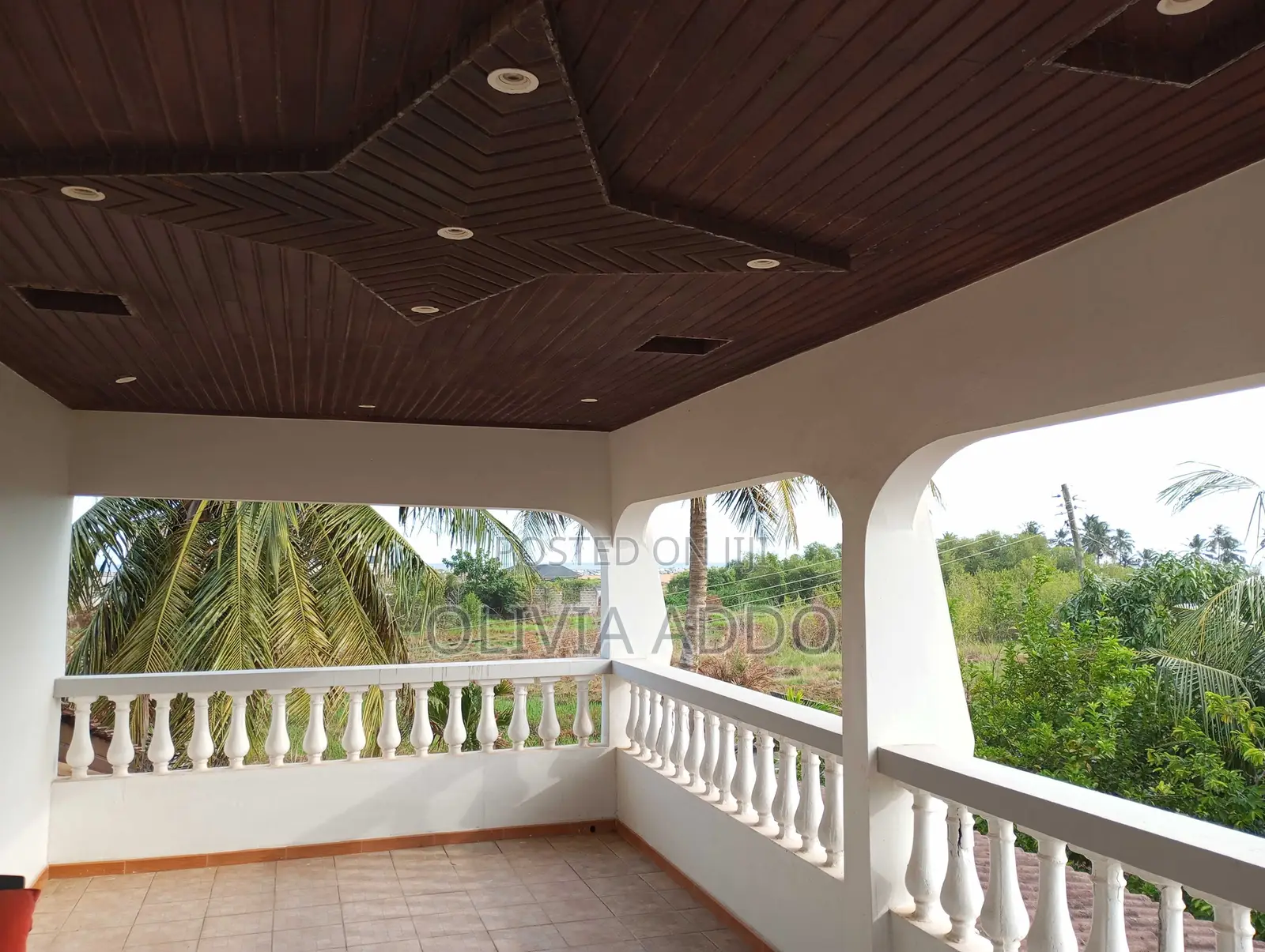 Furnished 6bdrm Villa in Spanish House, Takoradi for sale