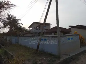 Furnished 6bdrm Villa in Spanish House, Takoradi for sale