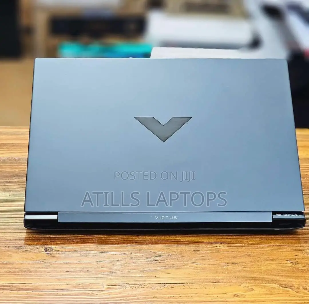 Laptop HP Victus 15 16GB AMD Ryzen 7 SSD 512GB