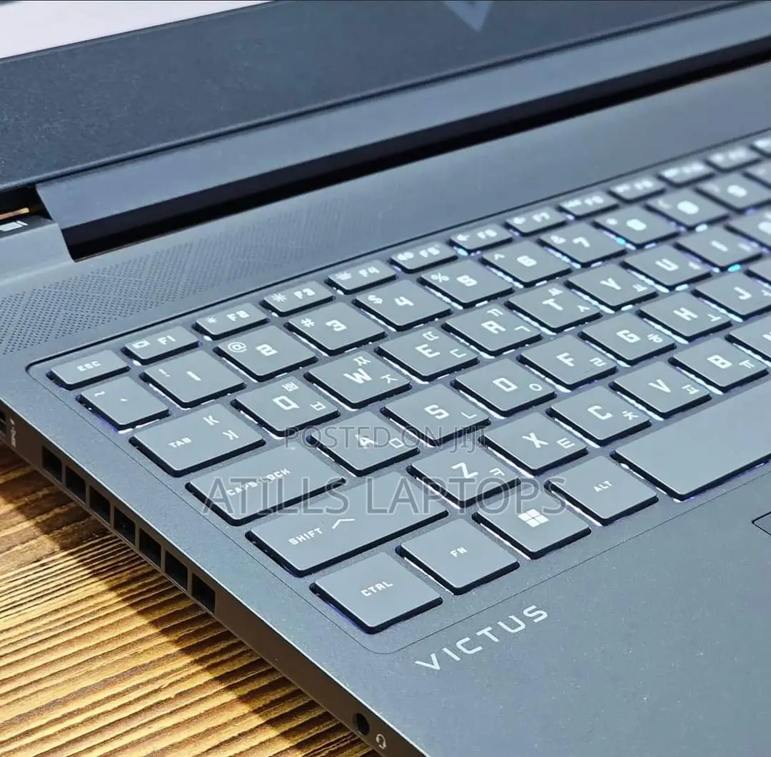 Laptop HP Victus 15 16GB AMD Ryzen 7 SSD 512GB