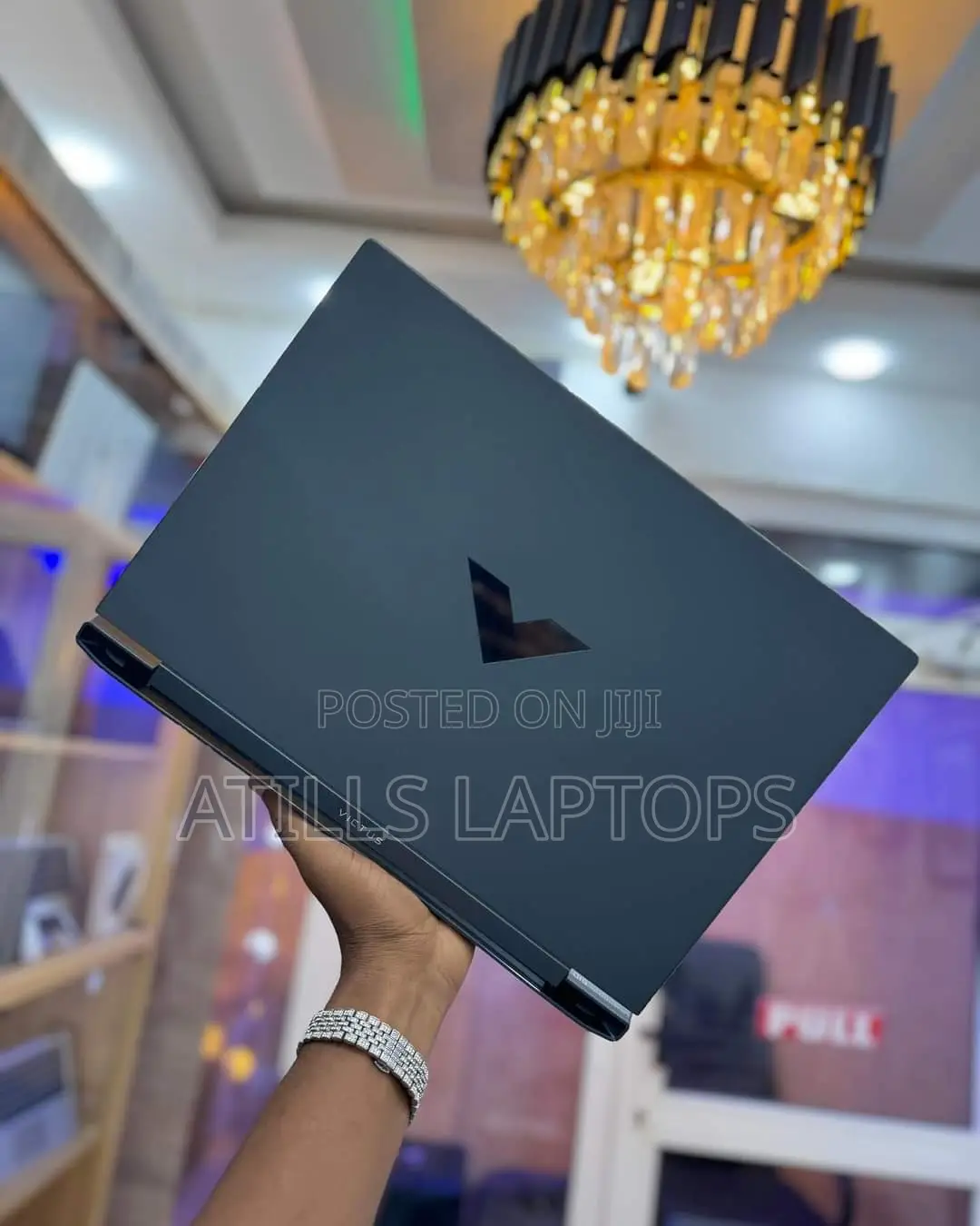 Laptop HP Victus 15 16GB AMD Ryzen 7 SSD 512GB