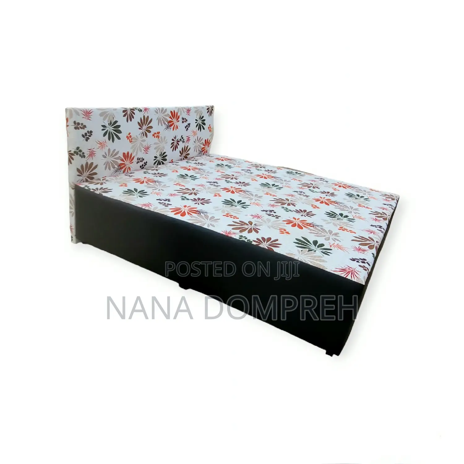 Inbuilt Queen Size Bed
