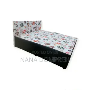 Inbuilt Queen Size Bed