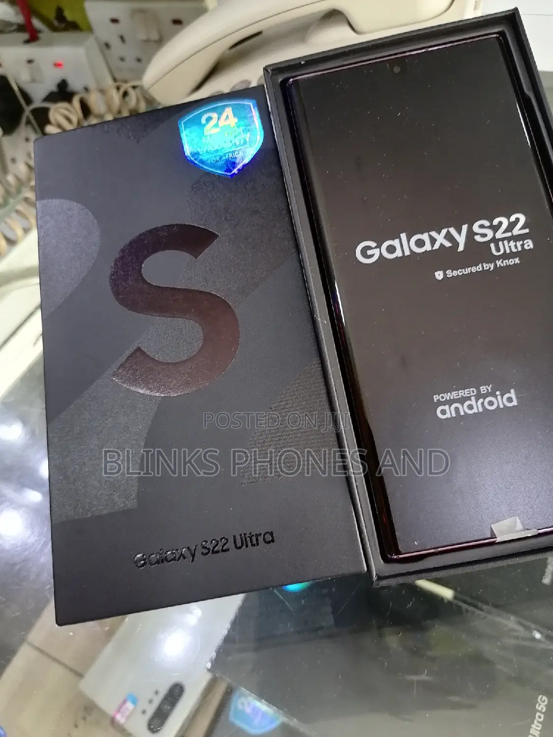 New Samsung Galaxy S22 Ultra 5G 256 GB Bronze