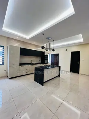 4bdrm House in Skm, Ashaley Botwe for sale