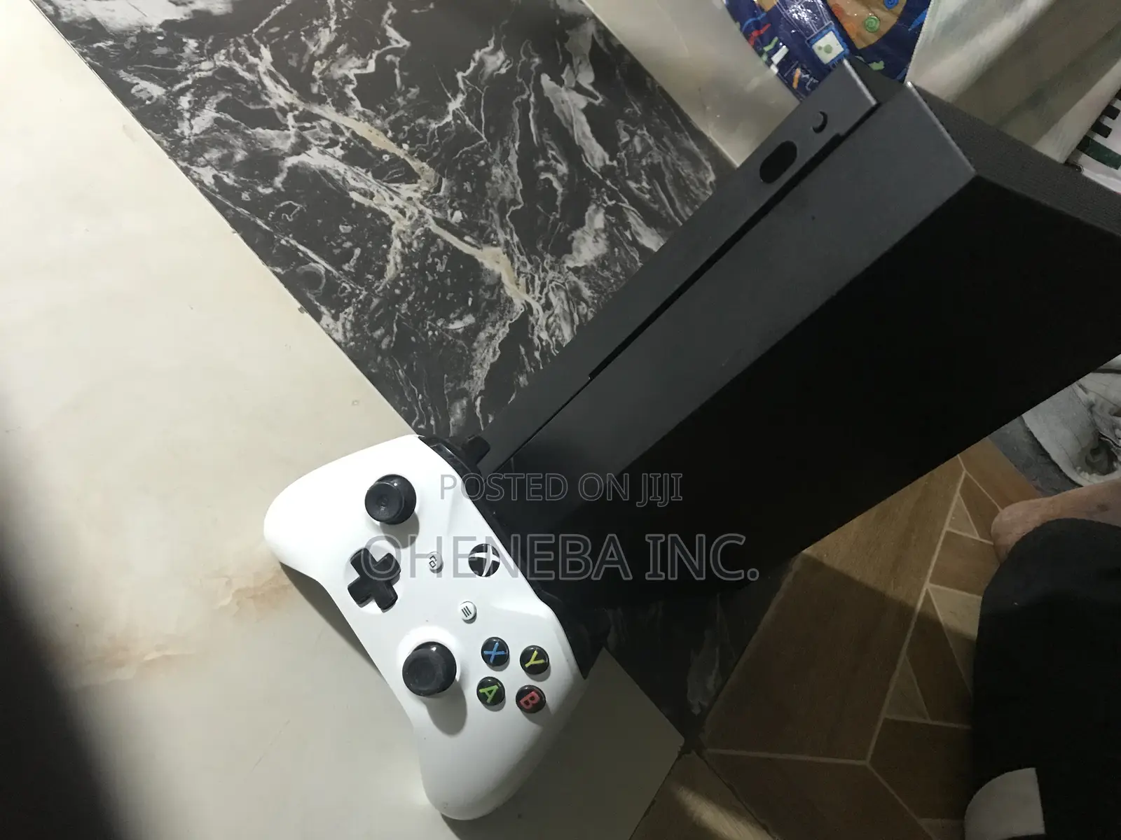 Xbox One X Console With 11 Games Installed + 1 Controller